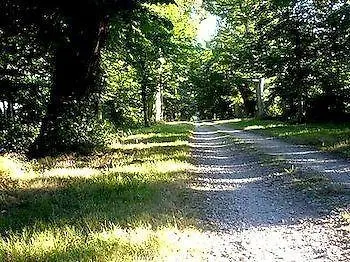 מלון Domaine De Chatenay - Le Mans